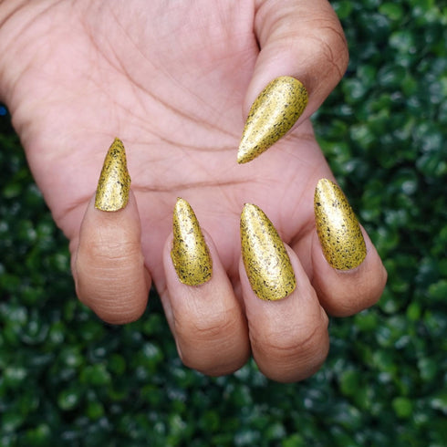 Ichigo Kurosaki shattered light bleach inspired nail polish