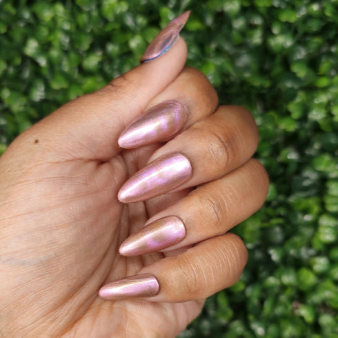 Candybong Crush twice magnetic pink nail polish