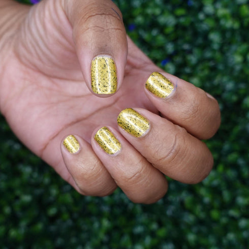 Ichigo Kurosaki shattered light bleach inspired nail polish