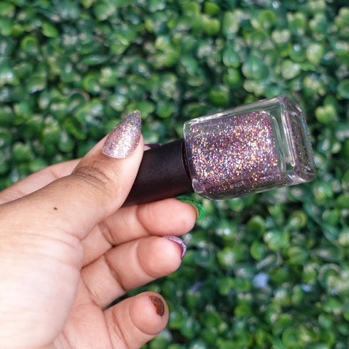 hinna hinna golden kamuy inspired glitter nail polish topper